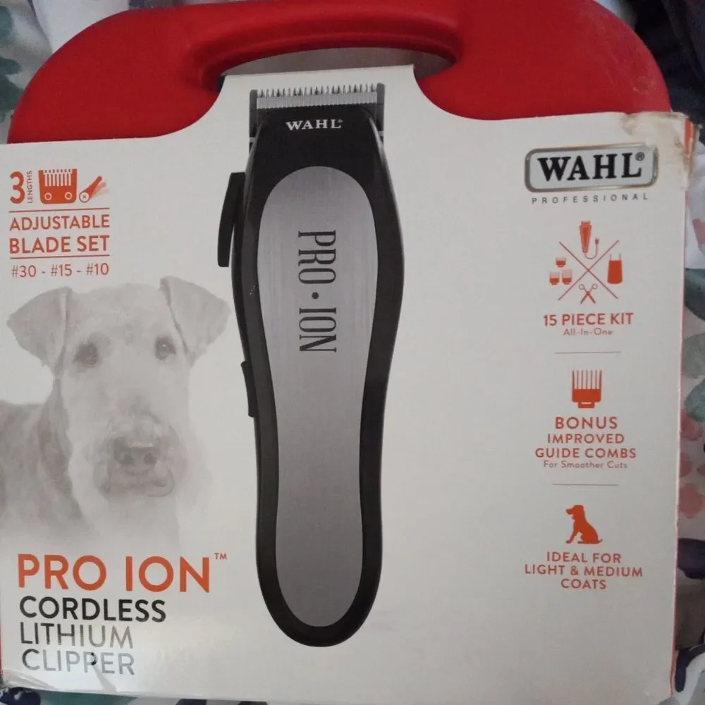 COPY - BRAND NEW WAHL PROFESSIONAL ANIMAL PRO ION CORDLESS PET CLIPPER KIT #705…